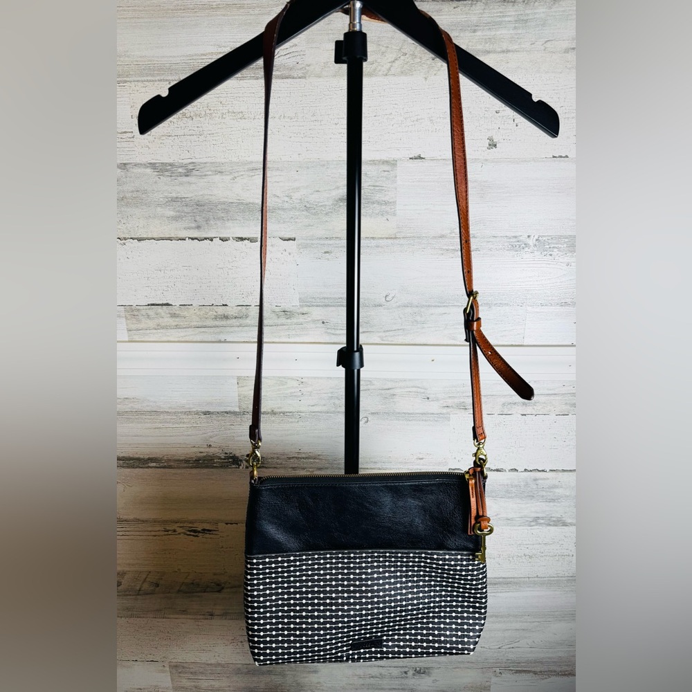 Fossil Crossbody Purse Black Leather Canvas with Fossil Key Charm Fossil Fiona